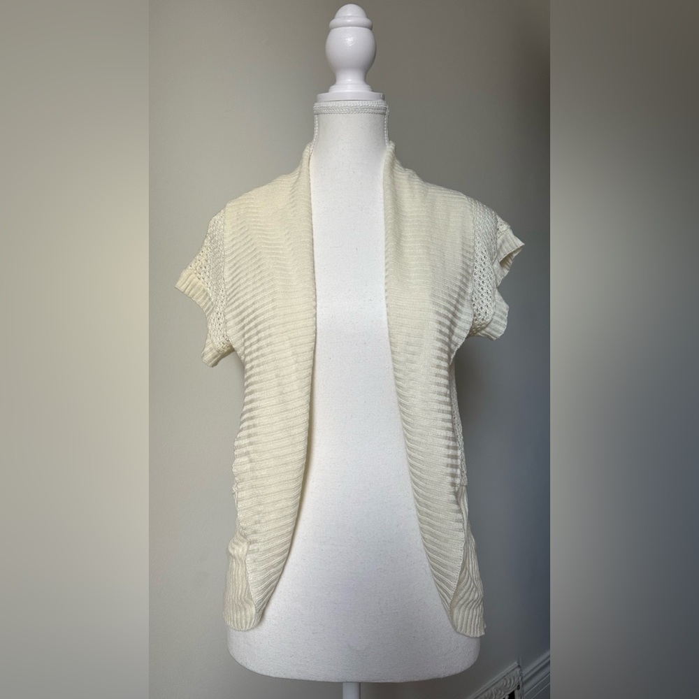 BIZZ GIRL Y2K Cream Knit Open Cottage Short Sleeve Cardigan Size M